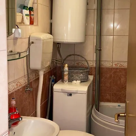 דירה Studio Apartment Chamomile מוסטר