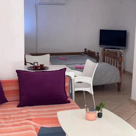 Studio Apartment Chamomile * מוסטר